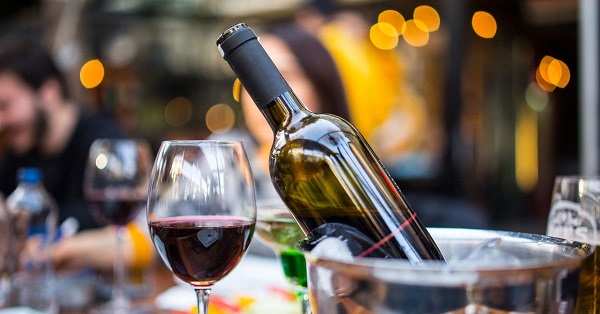 7 sai lầm khiến bạn “kém sang” khi thưởng thức rượu vang